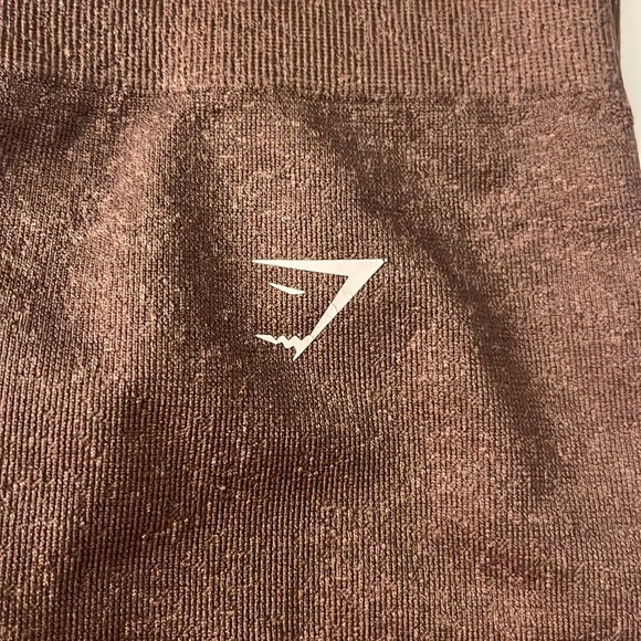 Gymshark leggings| size xxs-xs| brown 🤎| really cute - Picture 3 of 4